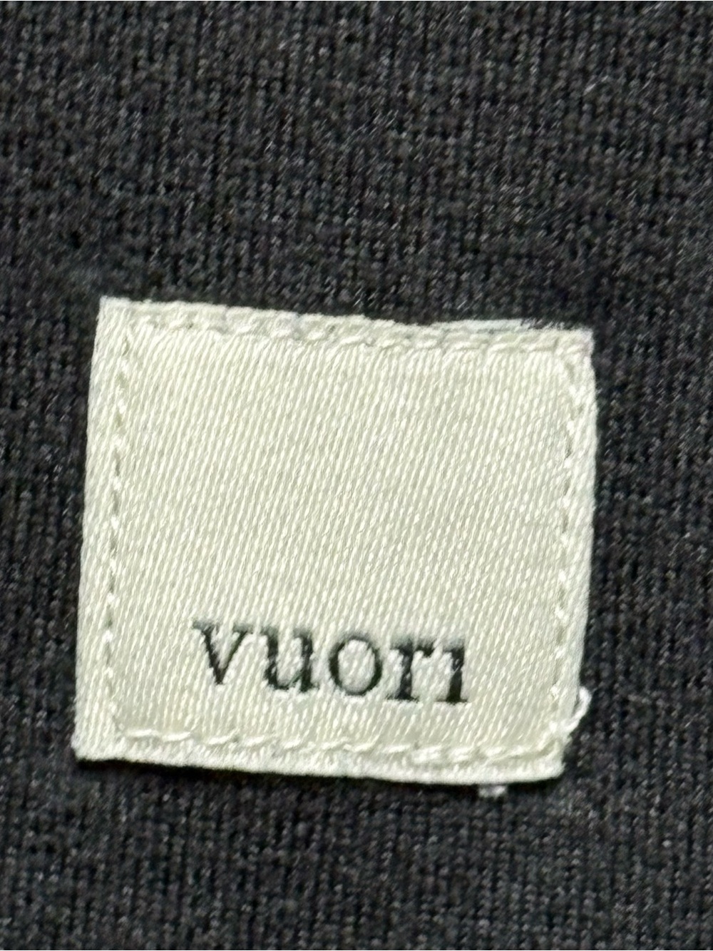 Vuori Women's Halo Essential Hoodie - Picture 3 of 4